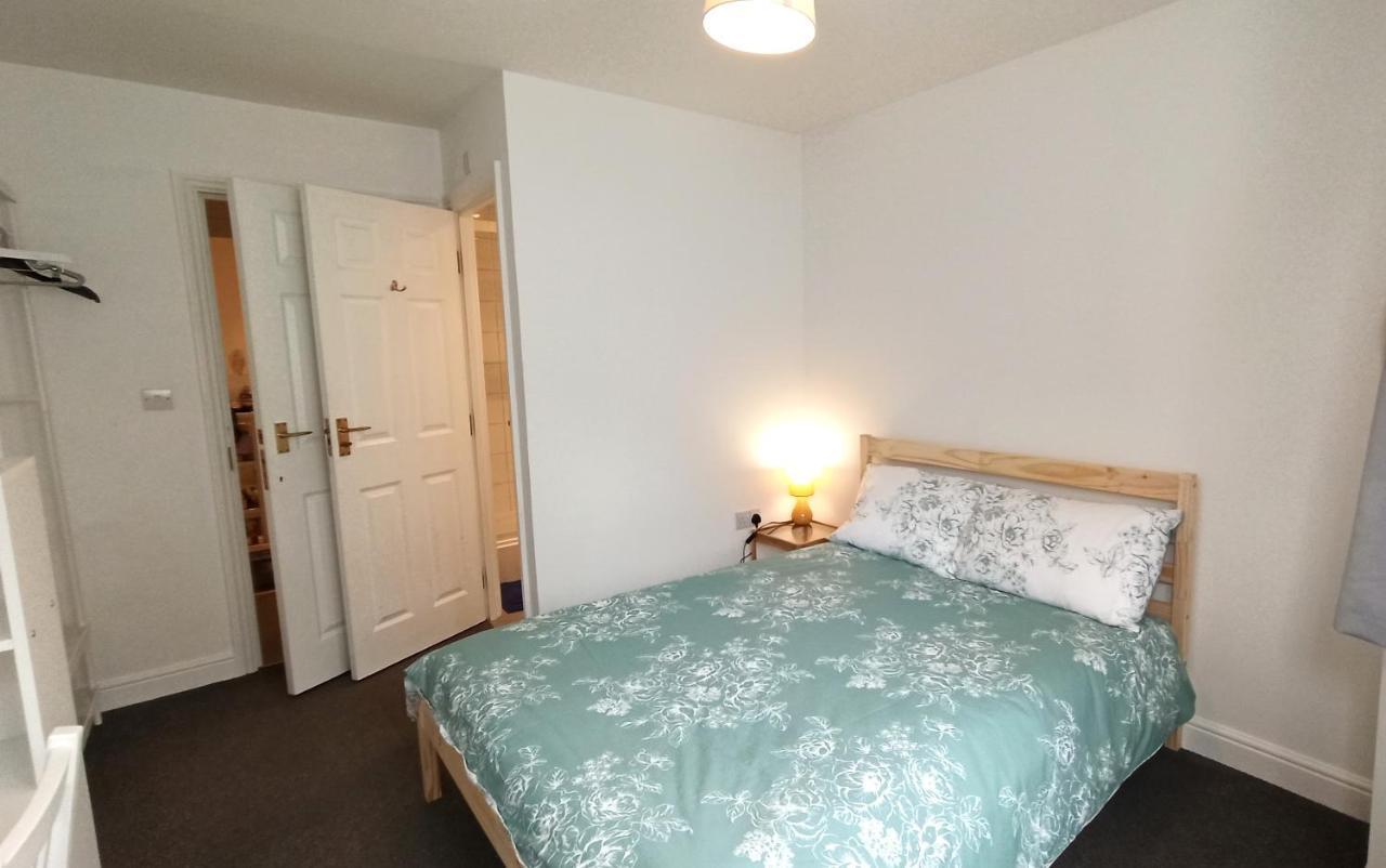 Bright, Chilled Ensuite Db Room In A Shared Flat! London Eksteriør billede