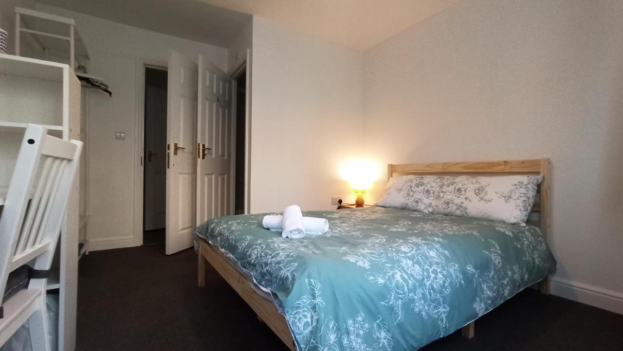 Bright, Chilled Ensuite Db Room In A Shared Flat! London Eksteriør billede