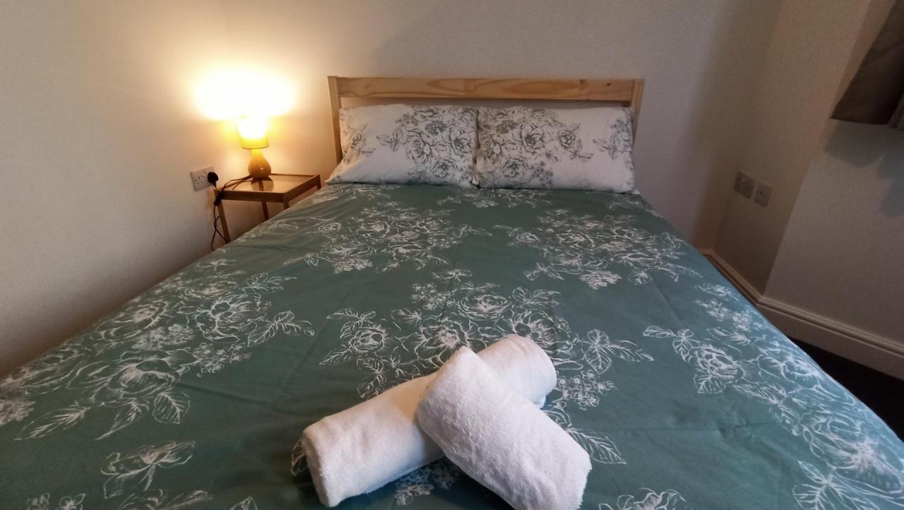 Bright, Chilled Ensuite Db Room In A Shared Flat! London Eksteriør billede